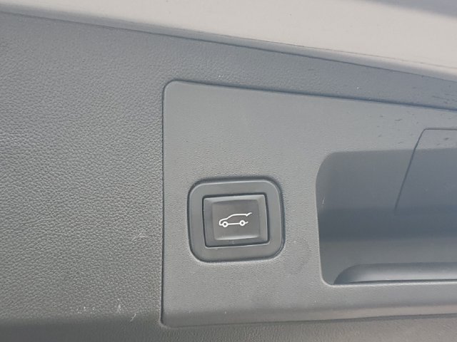 Certified 2019 Cadillac XT5 Luxury FWD image 8