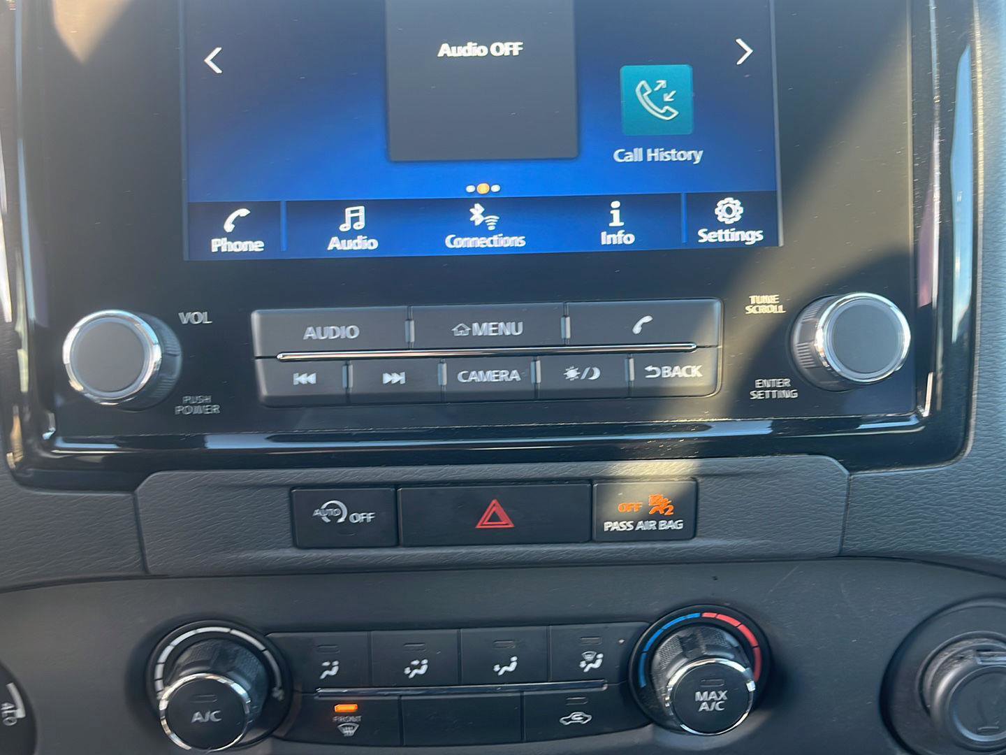 Used 2024 Nissan Frontier SV image 19