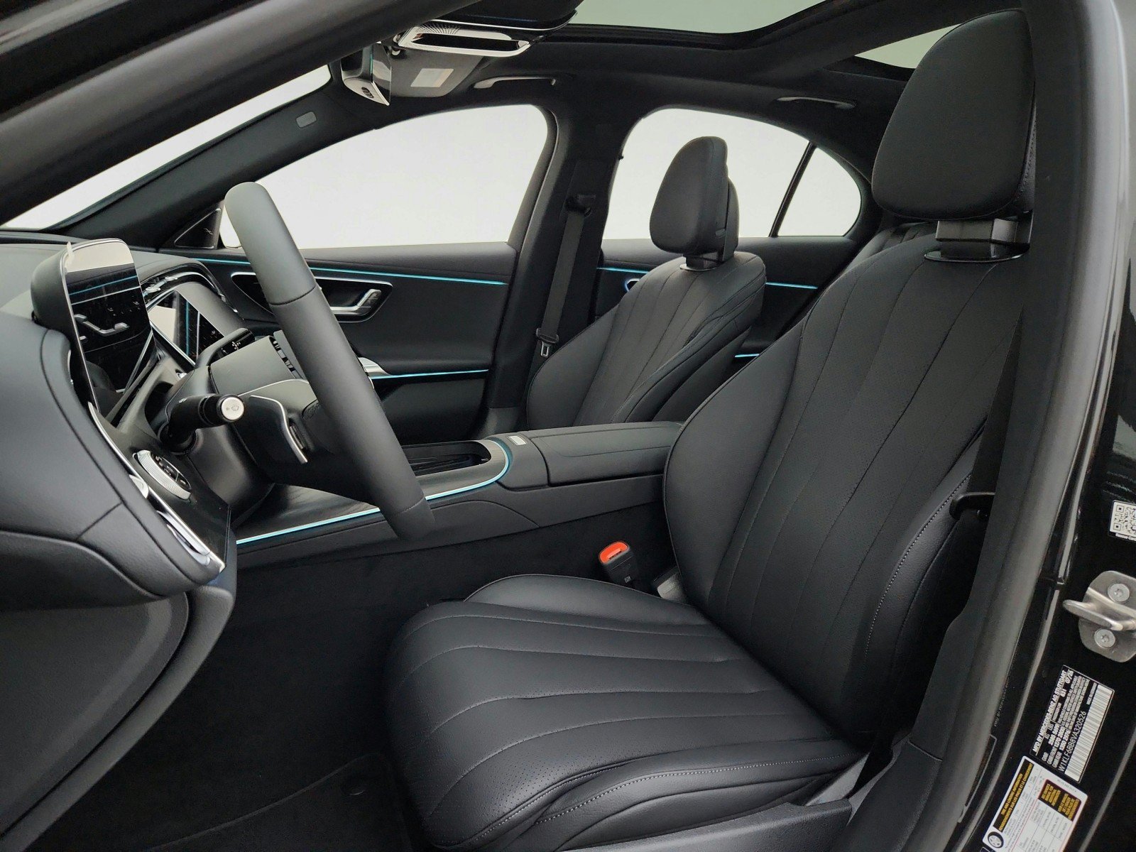 New 2027 Mercedes-Benz E 450 4MATIC Sedan image 17