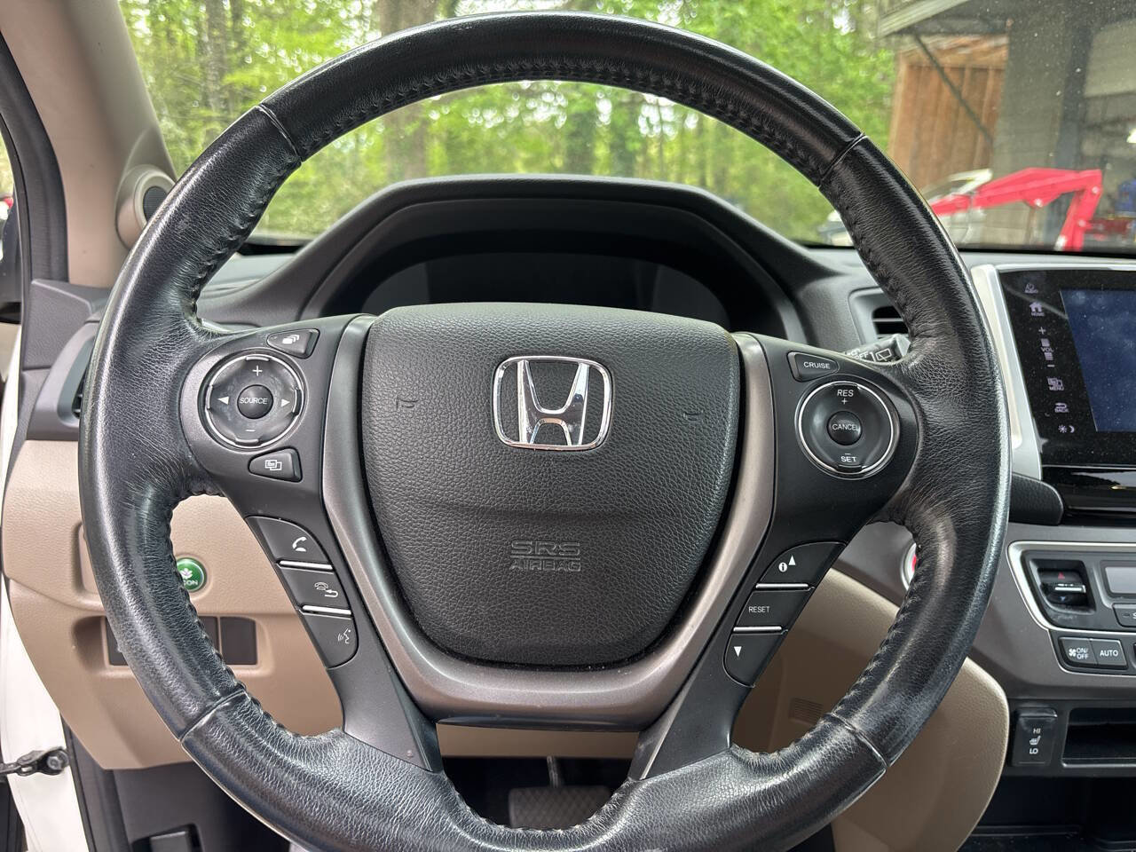 Used 2017 Honda Pilot EX-L image 10