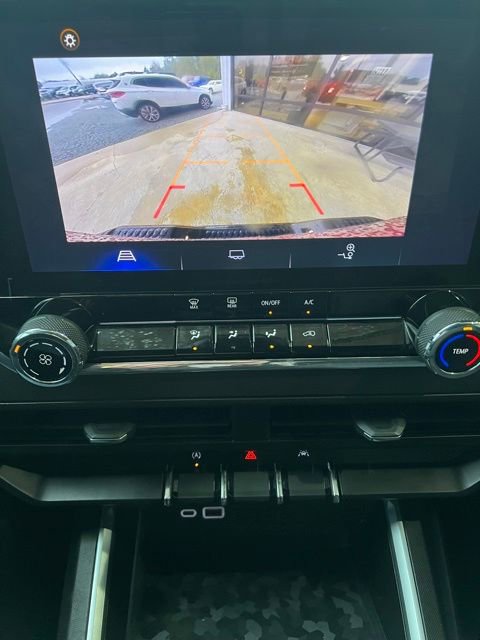 Used 2024 Chevrolet Colorado Trail Boss w/ Advanced Trailering Package image 18