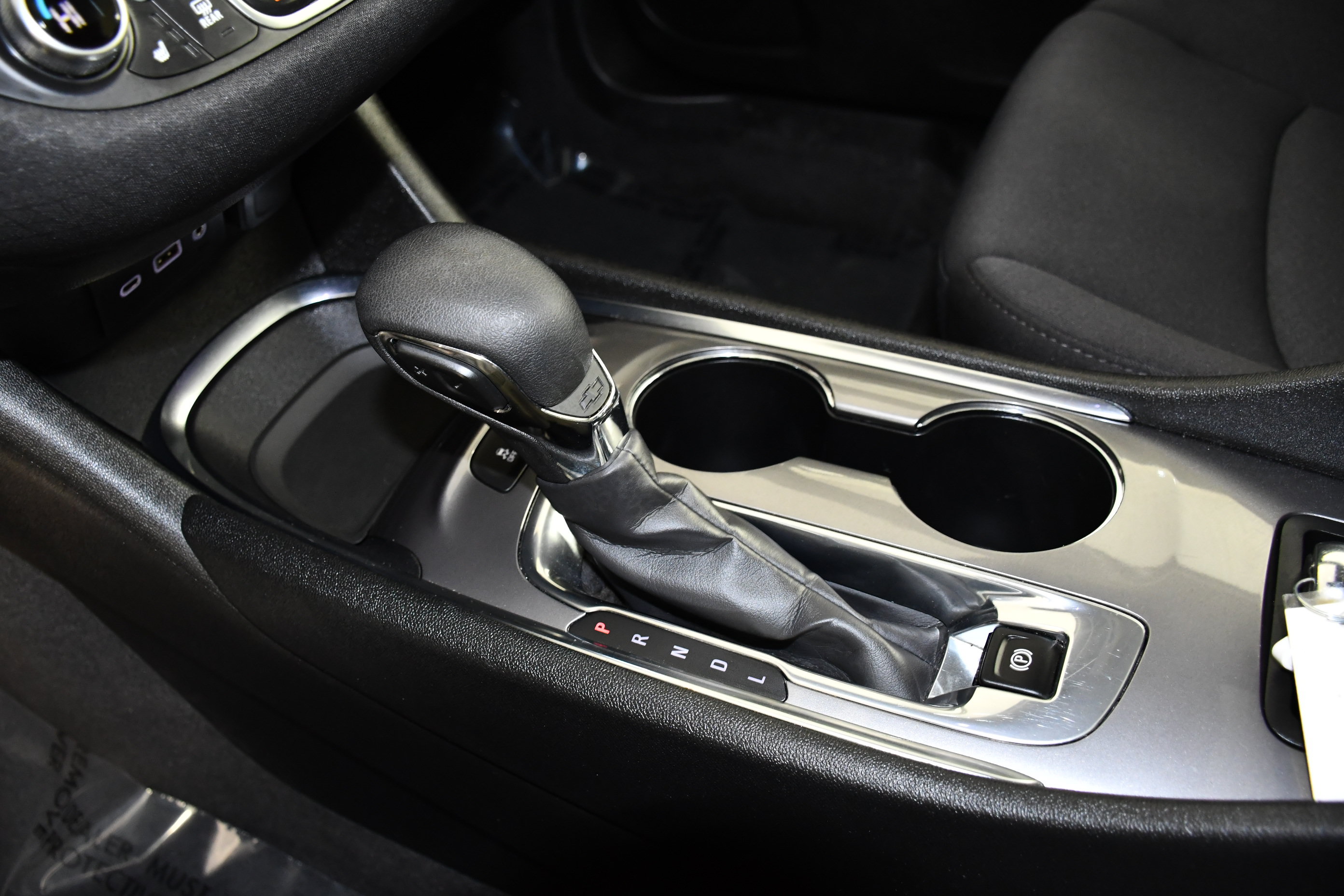 Used 2024 Chevrolet Malibu LT FWD image 31