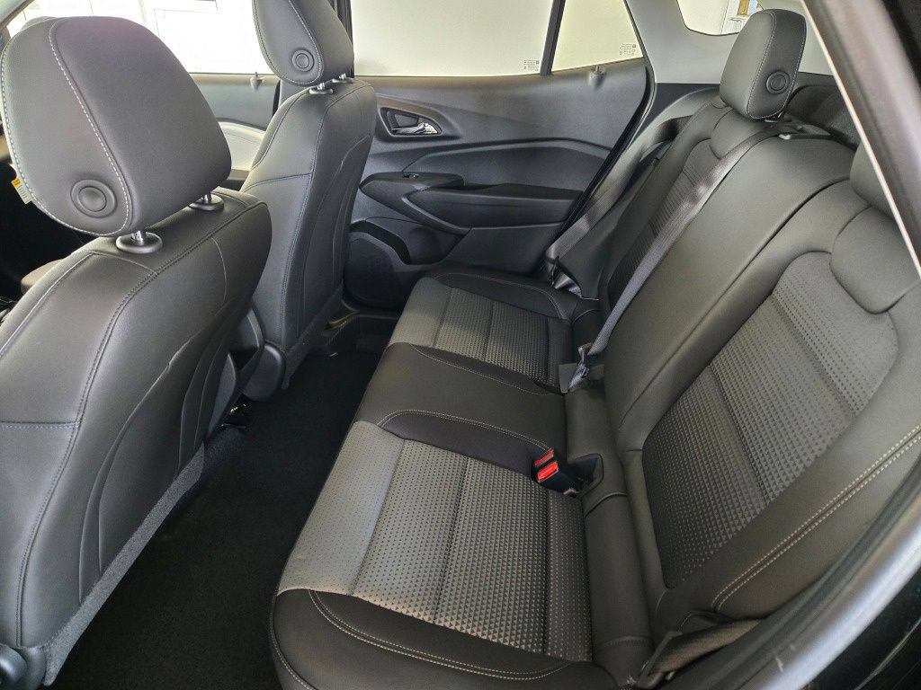 New 2026 Chevrolet Trax LT w/ Driver Confidence Package FWD image 15