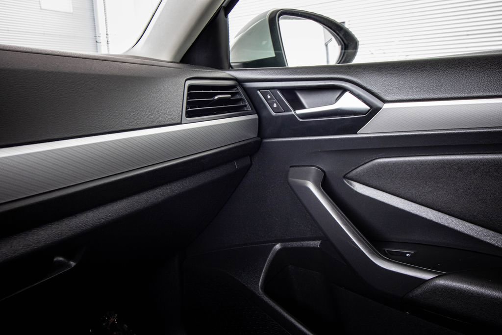 Used 2019 Volkswagen Jetta S FWD image 30