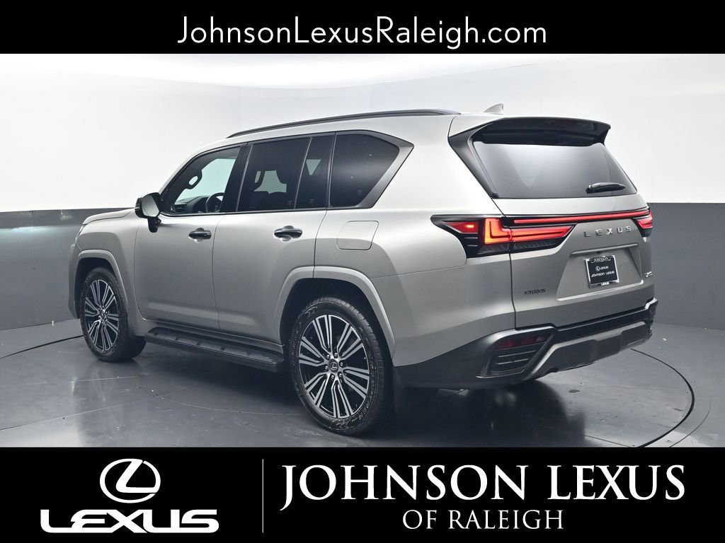 Used 2023 Lexus LX 600 4WD w/ Appearance Package image 7