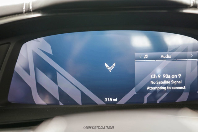 Used 2025 Chevrolet Corvette Stingray Premium Conv w/ Z51 Performance Package RWD image 41