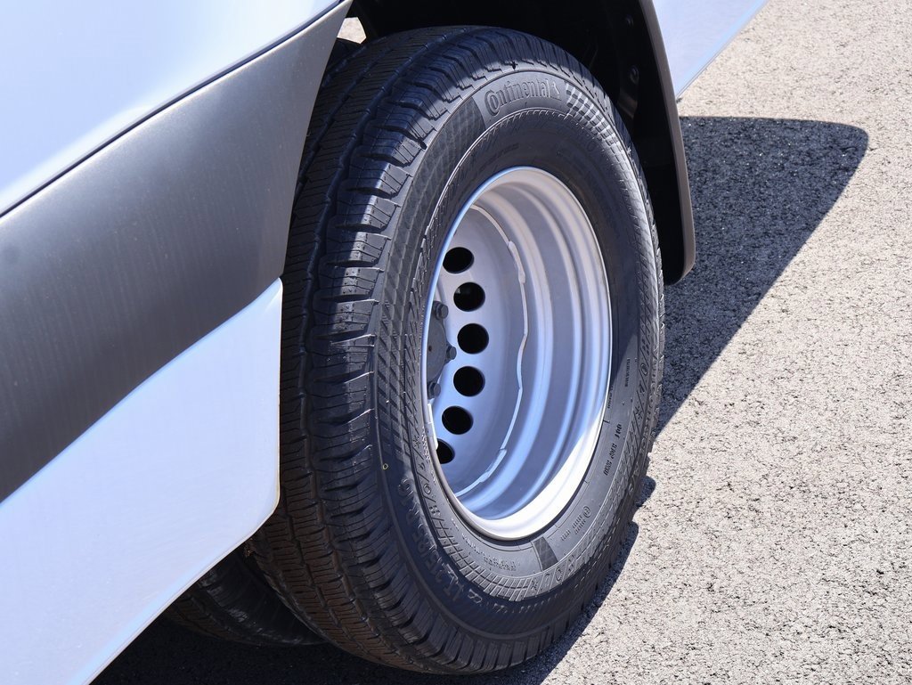 Used 2024 Mercedes-Benz Sprinter 3500 image 49