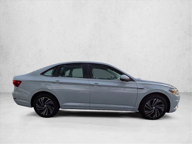 Used 2019 Volkswagen Jetta SEL Premium image 4
