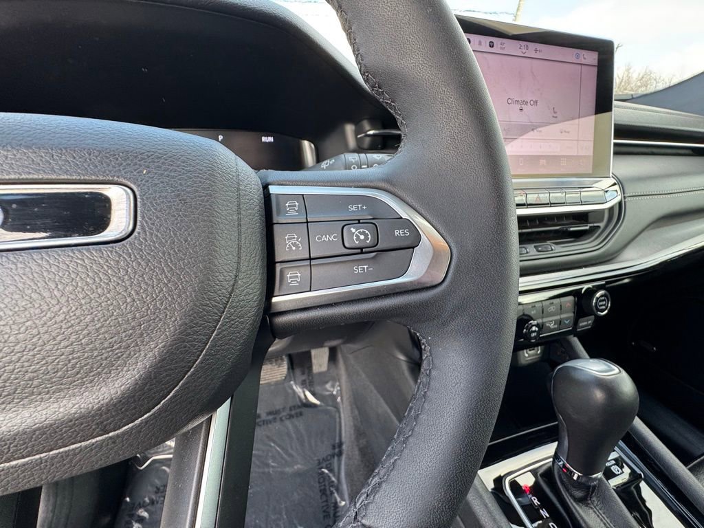 Used 2024 Jeep Compass Limited w/ High Altitude Package image 21