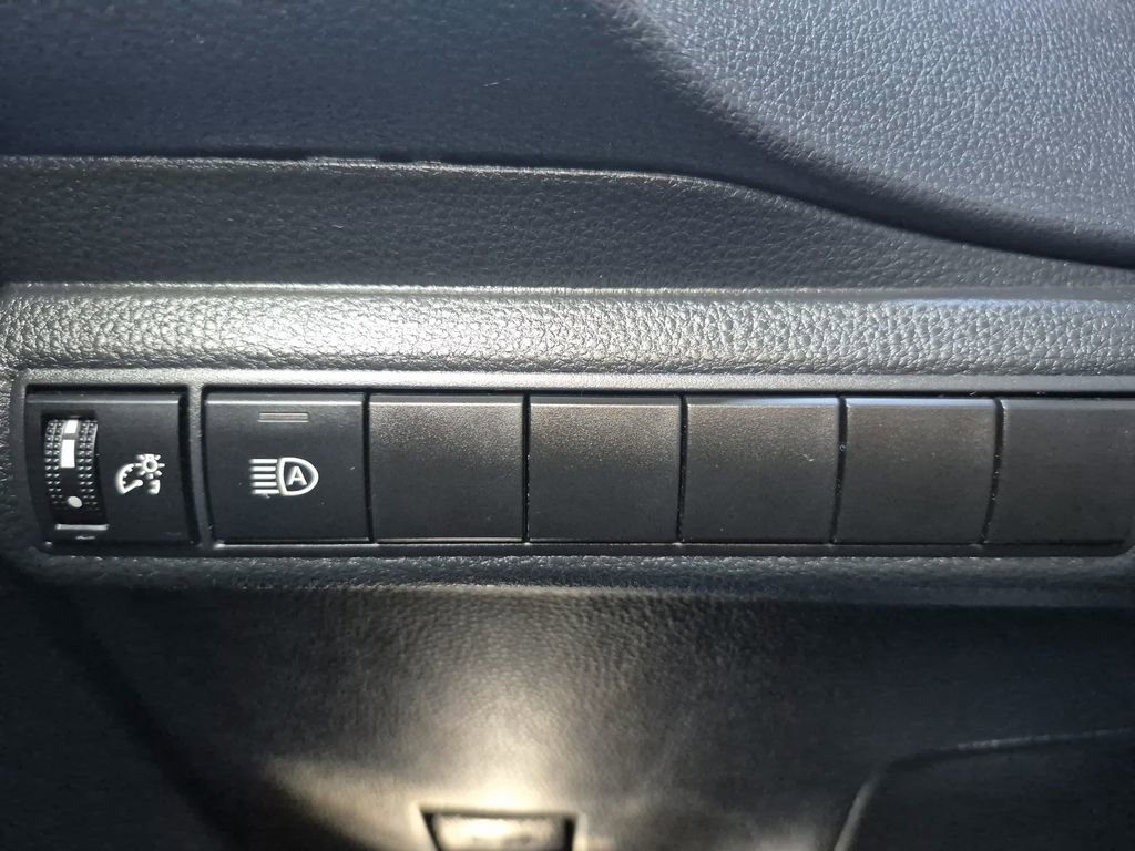 Used 2024 Toyota Corolla LE image 25