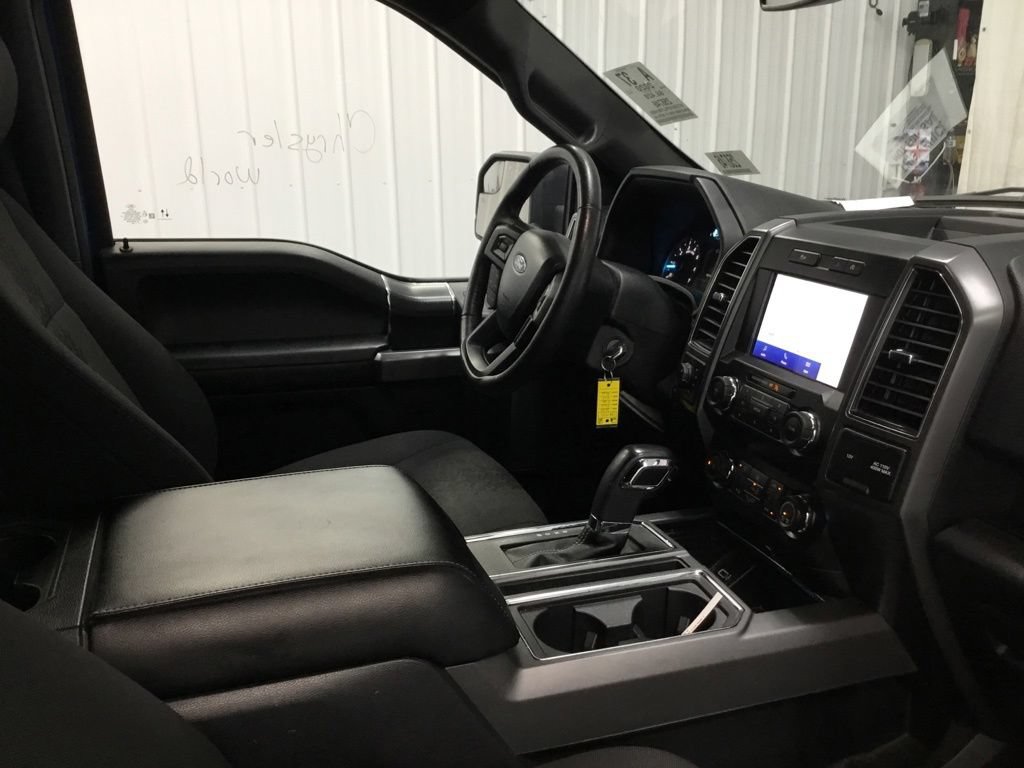 Used 2020 Ford F150 XLT w/ Equipment Group 302A Luxury AWD/4WD image 34