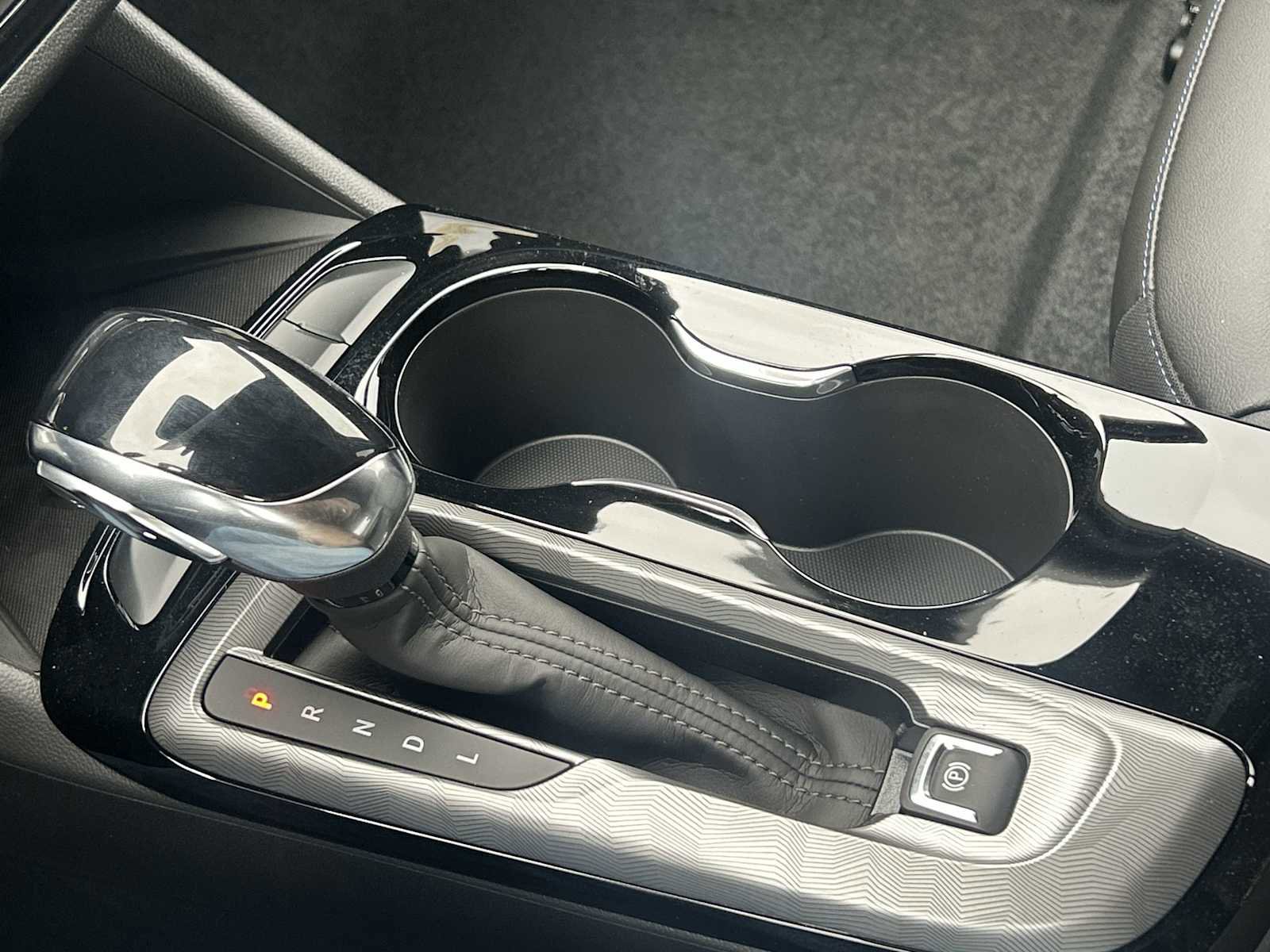 New 2026 Buick Envista Sport Touring FWD image 15