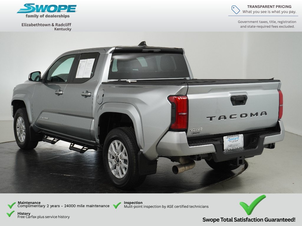 Used 2025 Toyota Tacoma SR5 AWD/4WD image 5