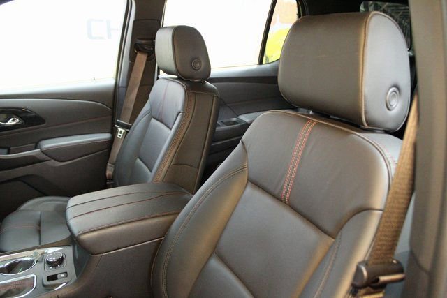 Used 2024 Chevrolet Traverse RS image 20