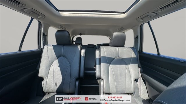 Used 2024 Toyota Grand Highlander Limited image 18