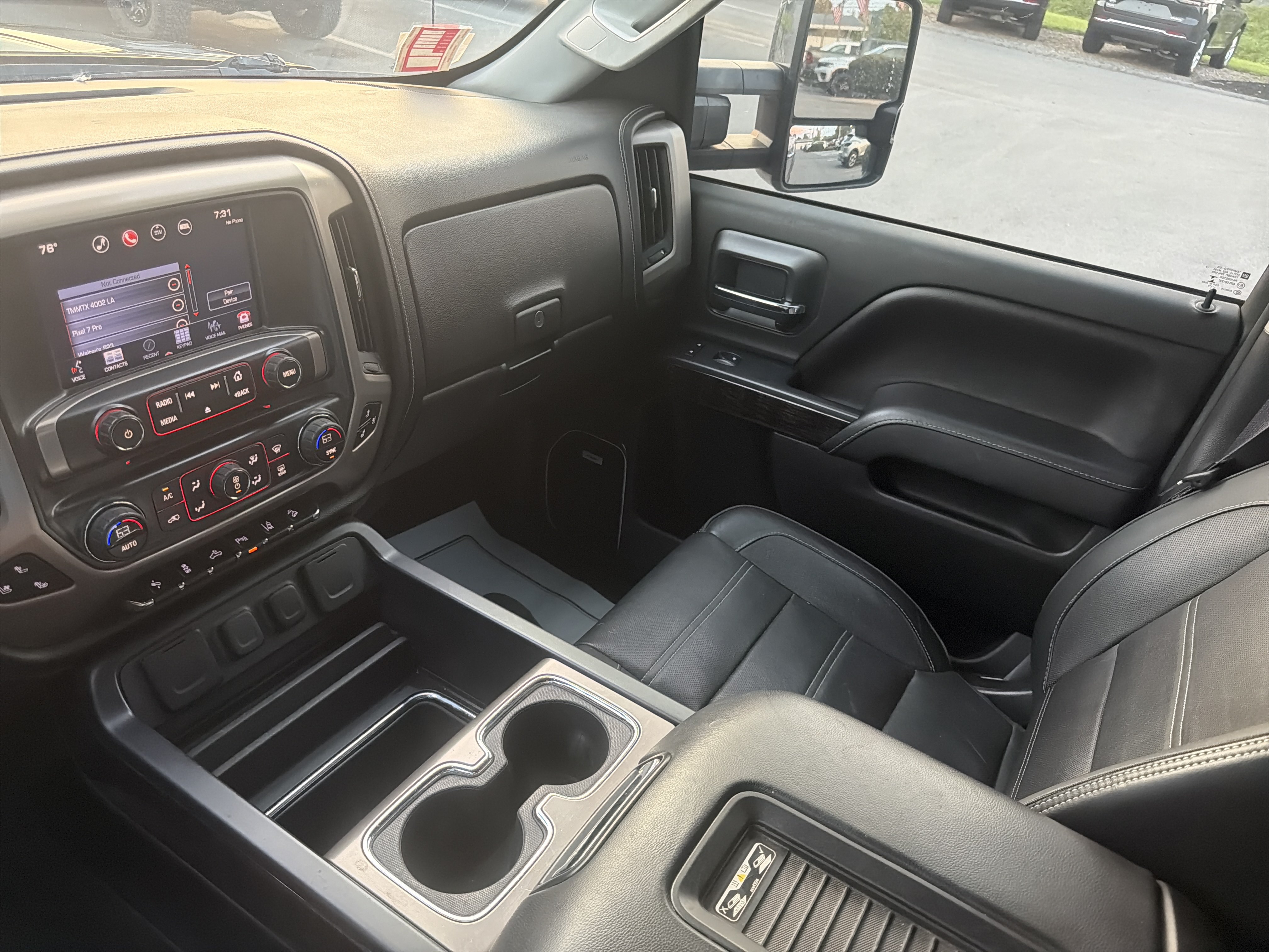Used 2016 GMC Sierra 2500 Denali w/ Driver Alert Package AWD/4WD image 22