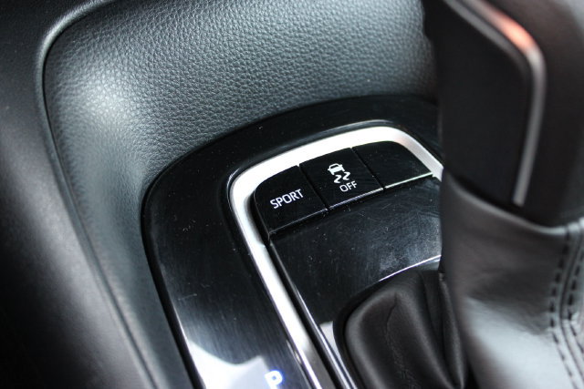 Used 2022 Toyota Corolla SE w/ SE Premium Package FWD image 22