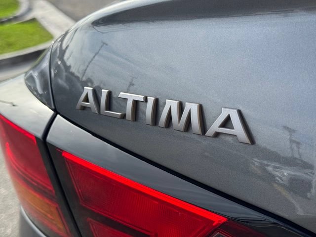 Used 2024 Nissan Altima 2.5 SV w/ SV Premium Package FWD image 8