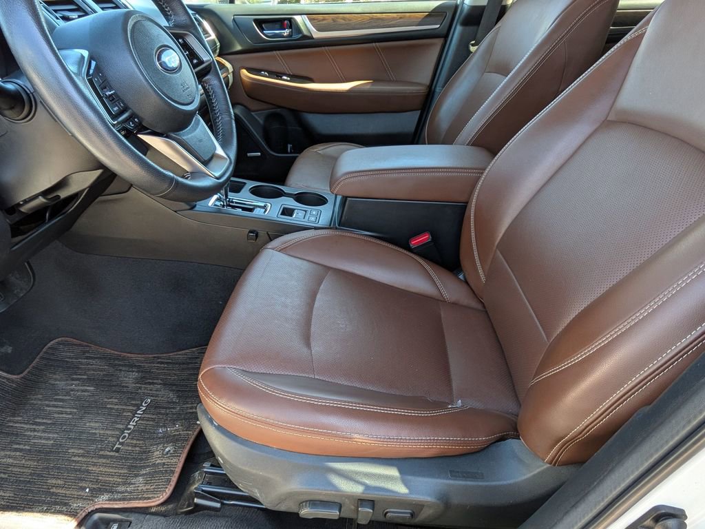 Used 2019 Subaru Outback 3.6R Touring AWD/4WD image 12