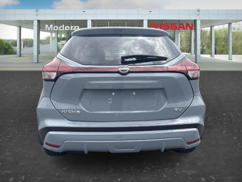 Certified 2024 Nissan Kicks SV FWD image 4