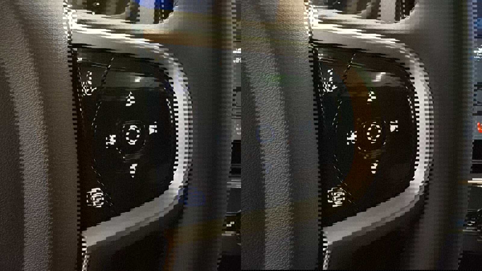 New 2026 Volvo XC90 T8 Plus w/ Protection Package Premier image 14