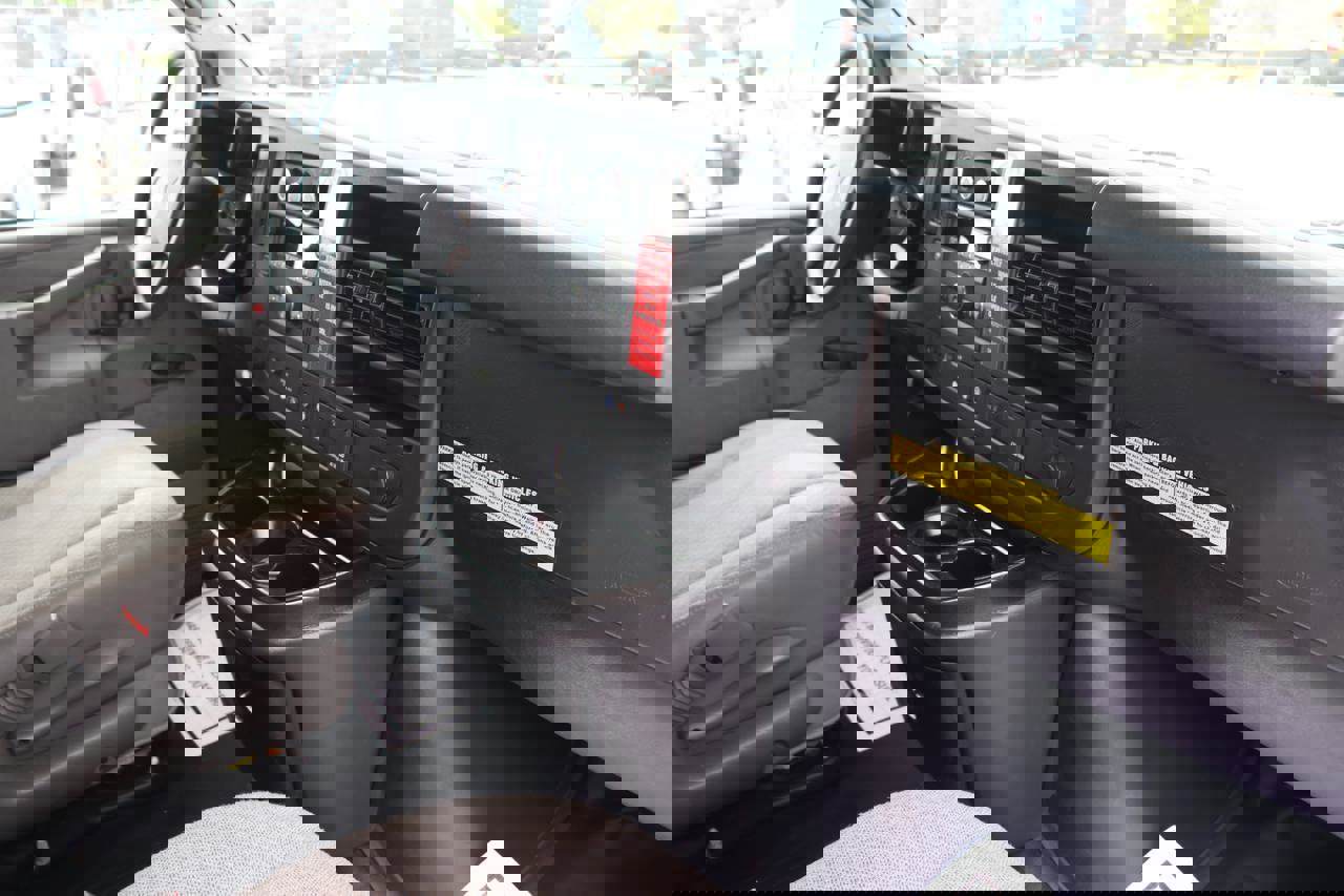 Used 2019 Chevrolet Express 2500 image 16