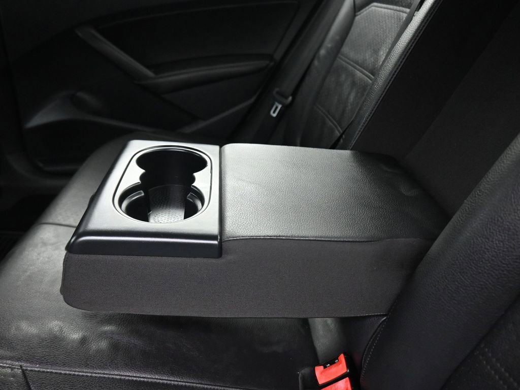 Used 2014 Volkswagen Passat 1.8T Wolfsburg Edition image 29