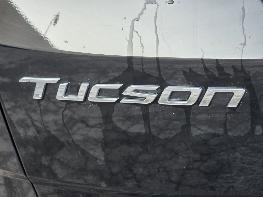 Used 2023 Hyundai Tucson Limited w/ Winter Package image 13