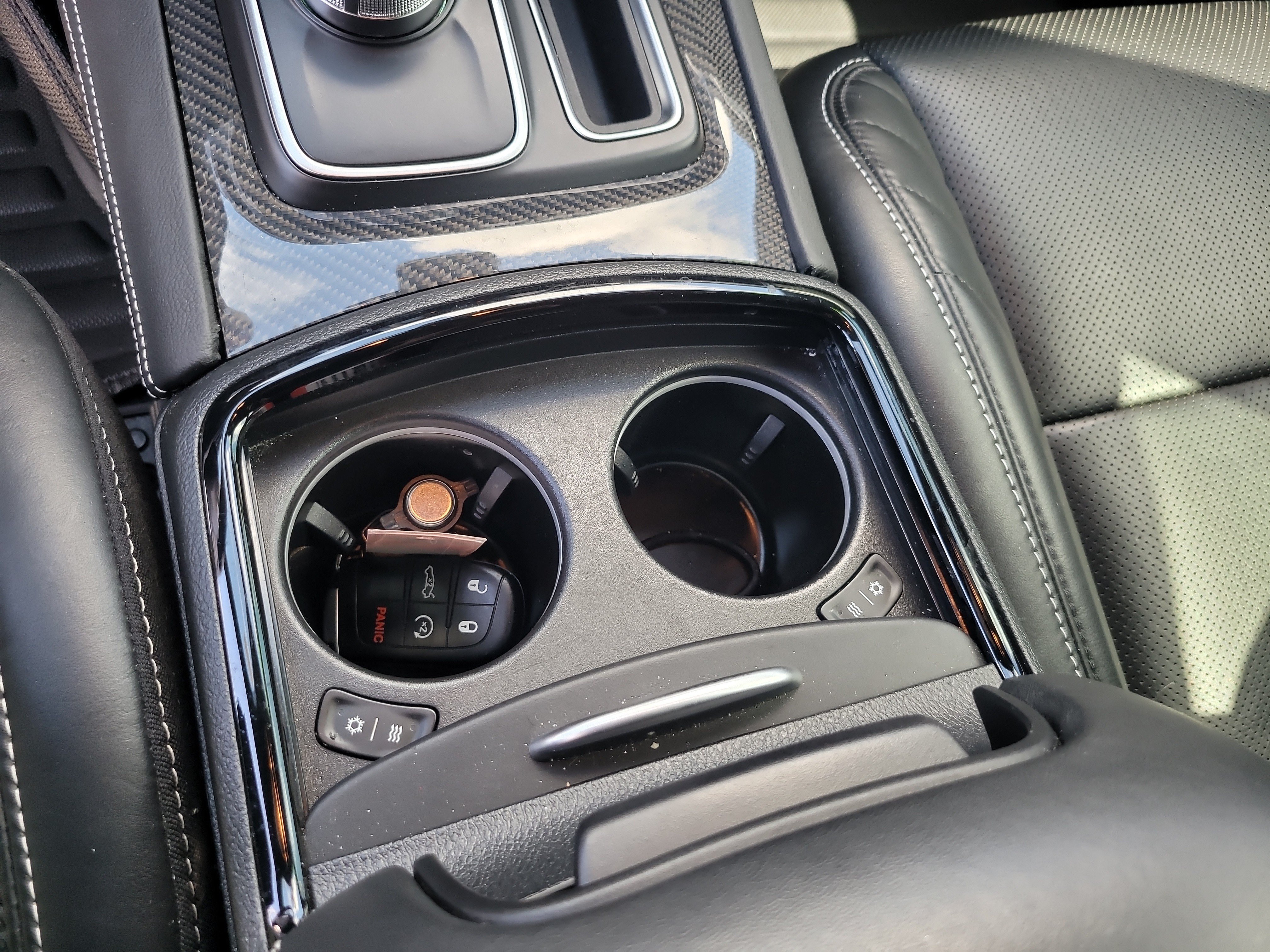 Used 2023 Chrysler 300 C RWD image 28