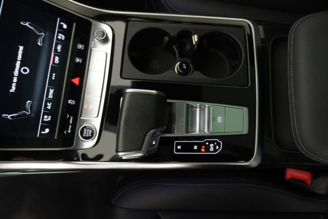 Used 2021 Audi Q8 Prestige w/ Prestige Package image 30