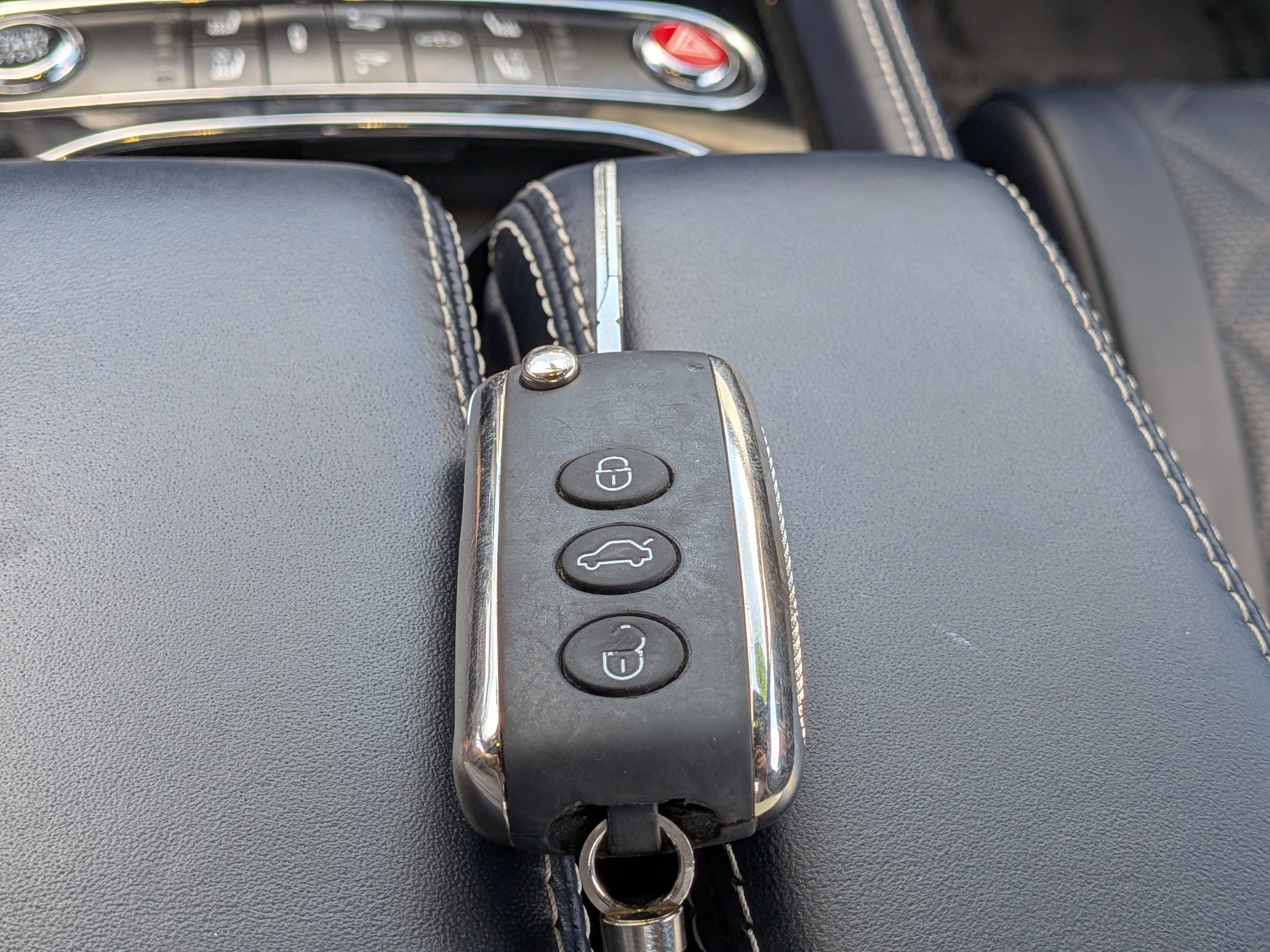 Used 2016 Bentley Continental GT image 31