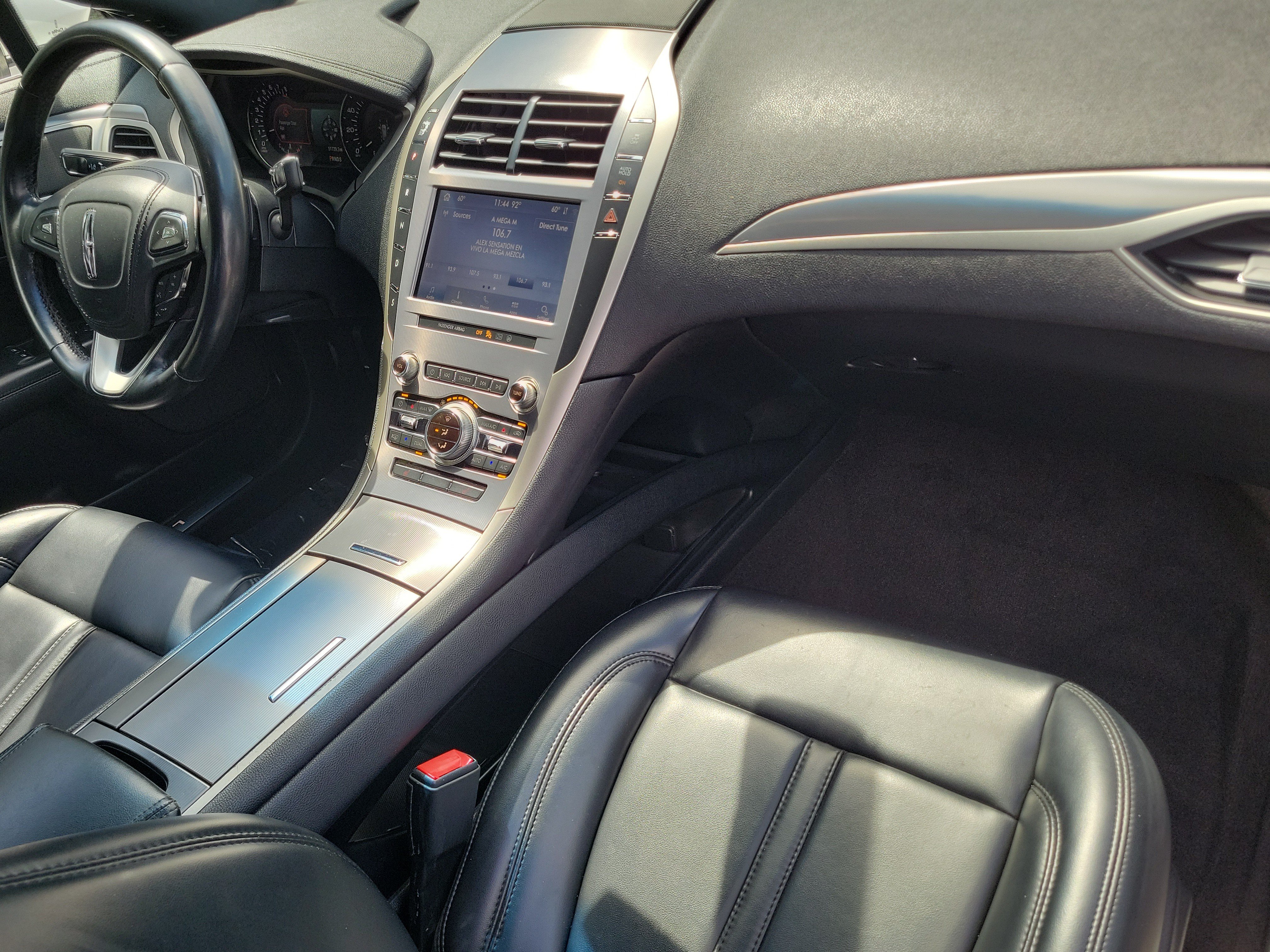 Used 2020 Lincoln MKZ FWD image 16