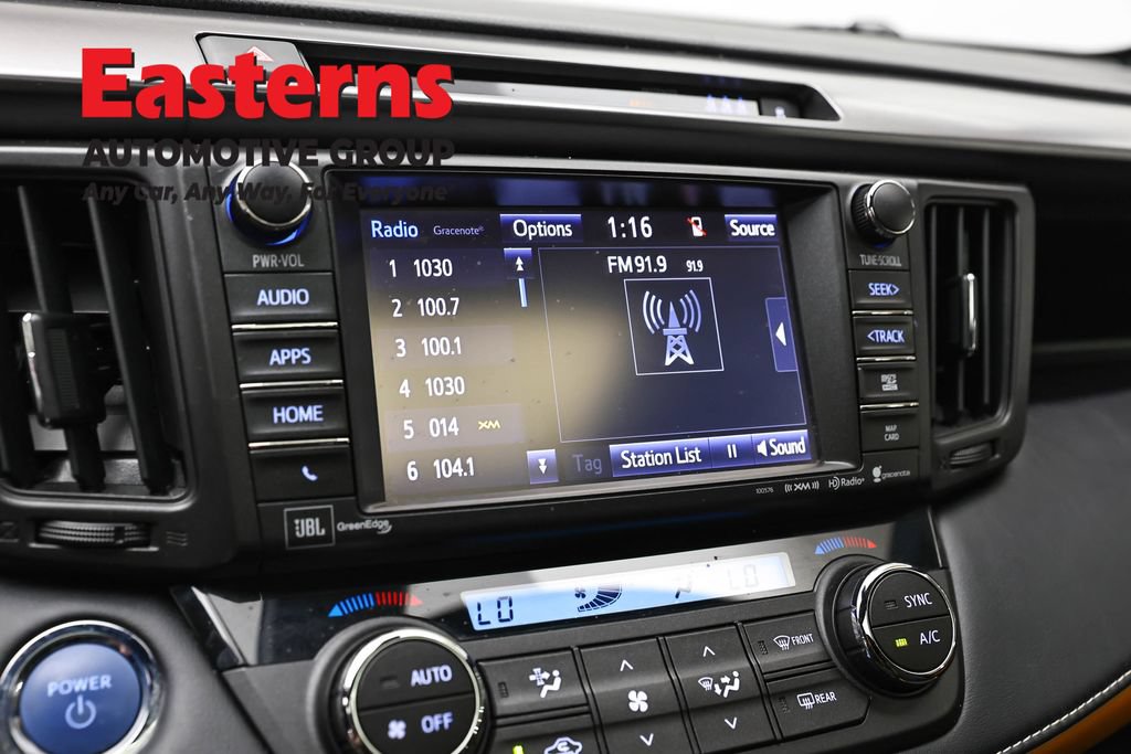 Used 2018 Toyota RAV4 SE AWD/4WD image 19