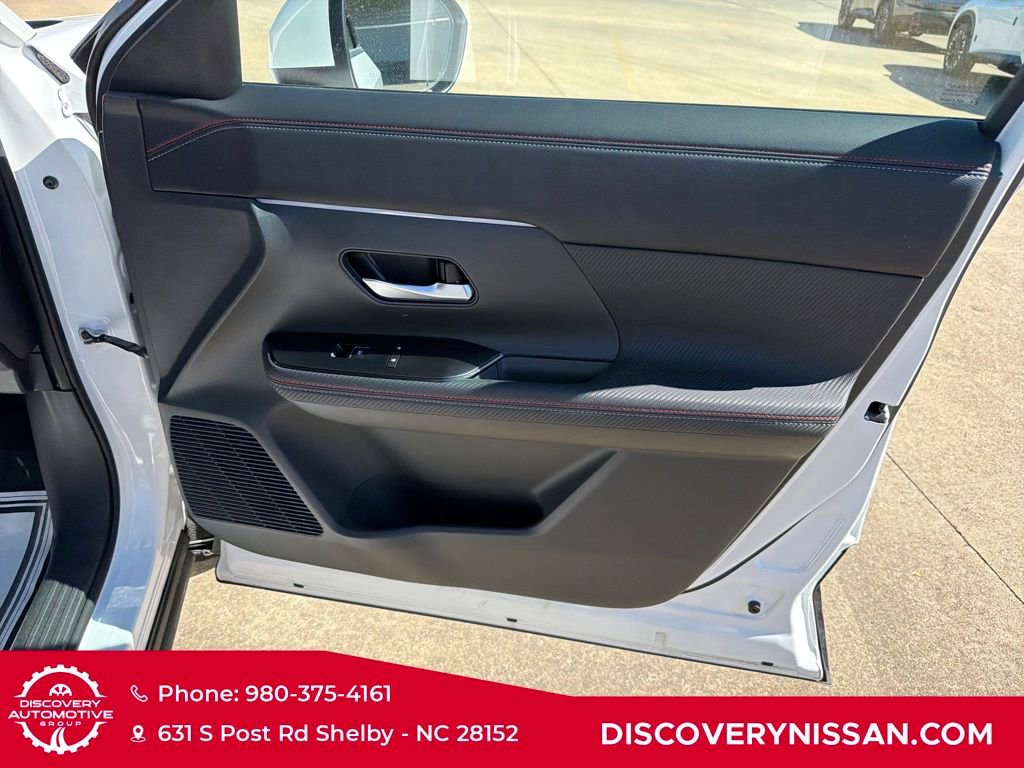 Certified 2025 Nissan Kicks SR image 36