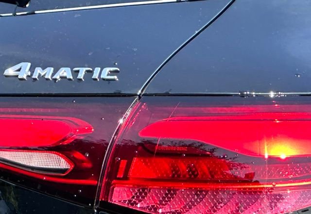 New 2026 Mercedes-Benz GLC 300 4MATIC image 11