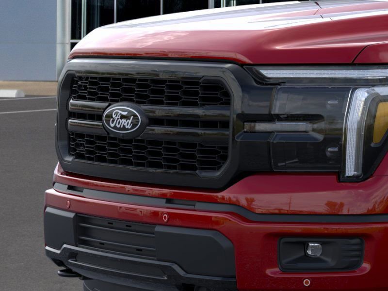 Used 2025 Ford F150 Lariat w/ Equipment Group 501A Mid image 11