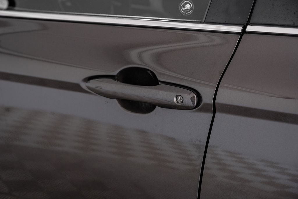 Used 2018 Toyota Camry LE w/ Audio Package image 43