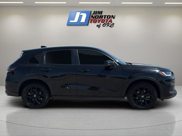 Used 2023 Honda HR-V Sport image 4