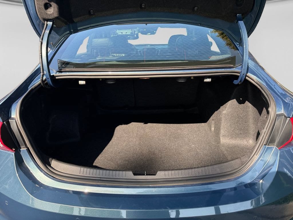 Used 2024 Chevrolet Malibu LT FWD image 19