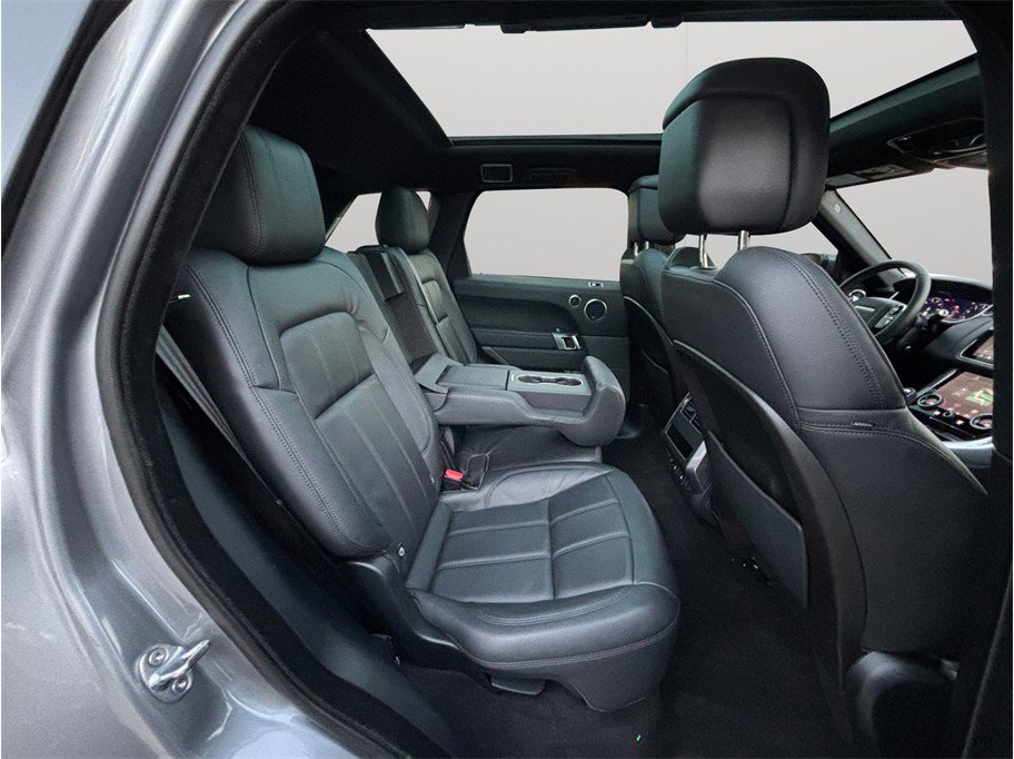 Used 2020 Land Rover Range Rover Sport SE image 43