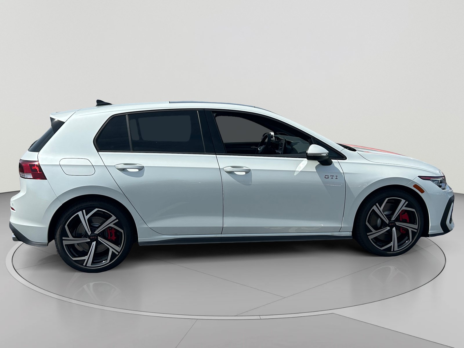 New 2026 Volkswagen Golf SE FWD image 6