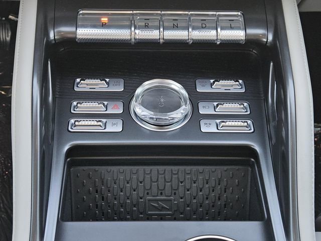 New 2026 Lincoln Nautilus Reserve AWD/4WD image 11