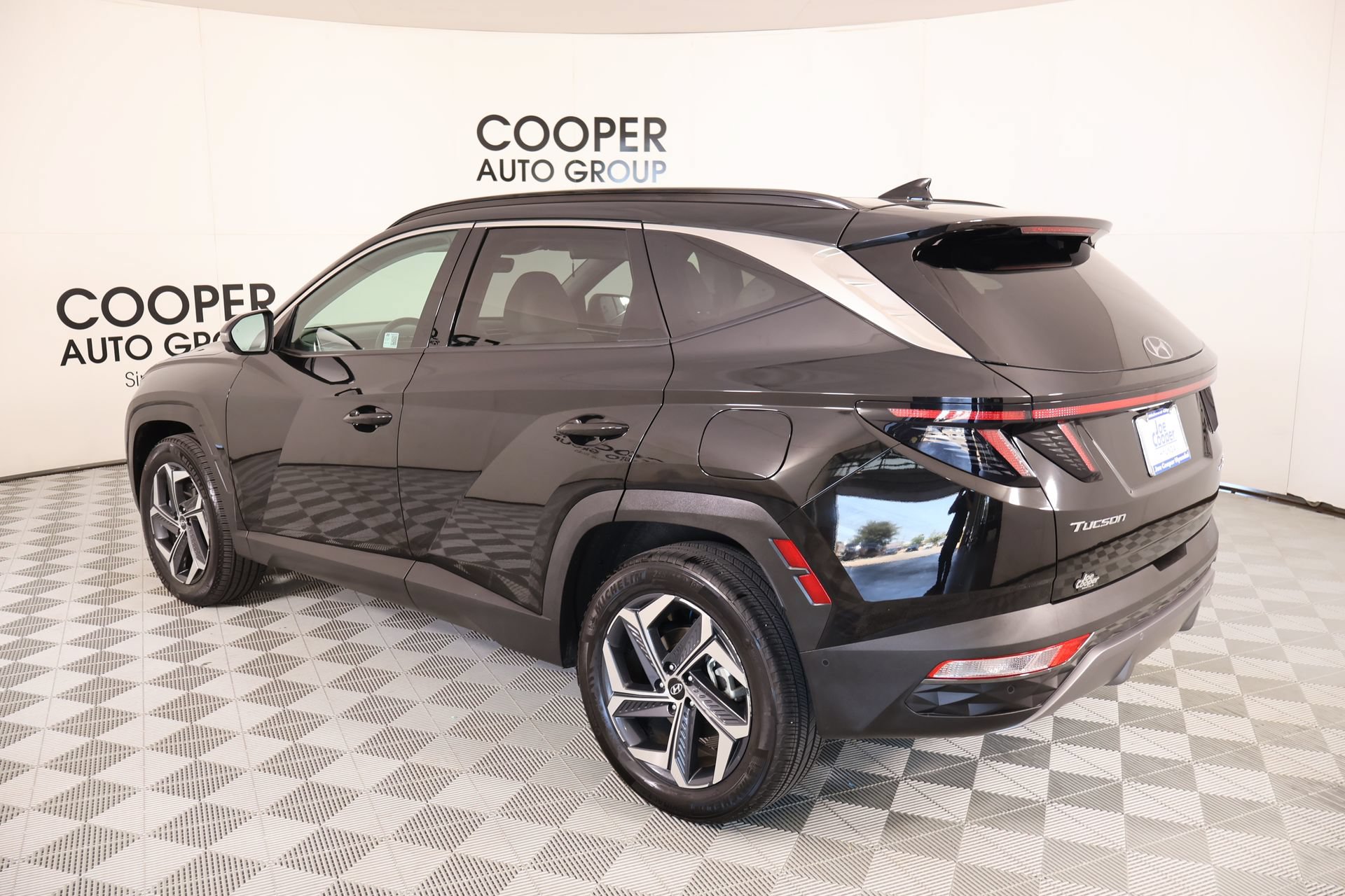 Certified 2024 Hyundai Tucson Limited AWD/4WD image 24