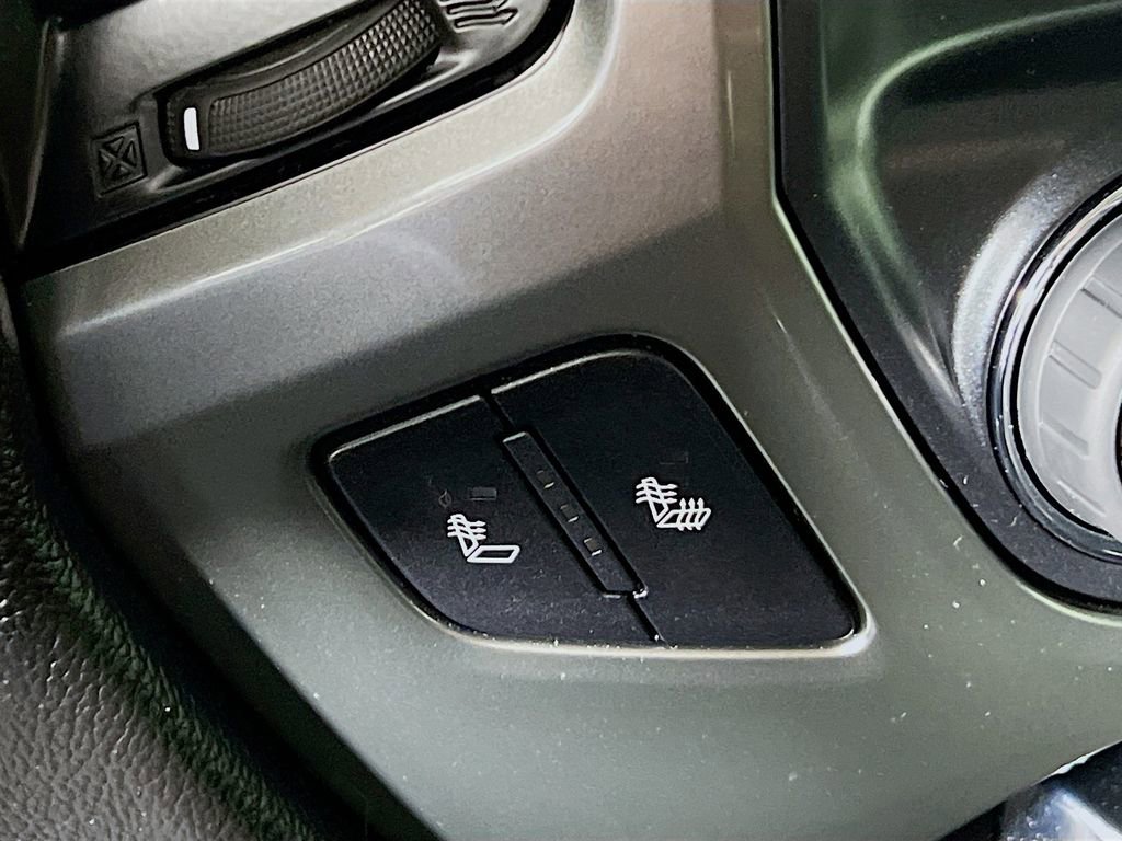 Certified 2018 Chevrolet Silverado 1500 LT w/ All Star Edition image 19