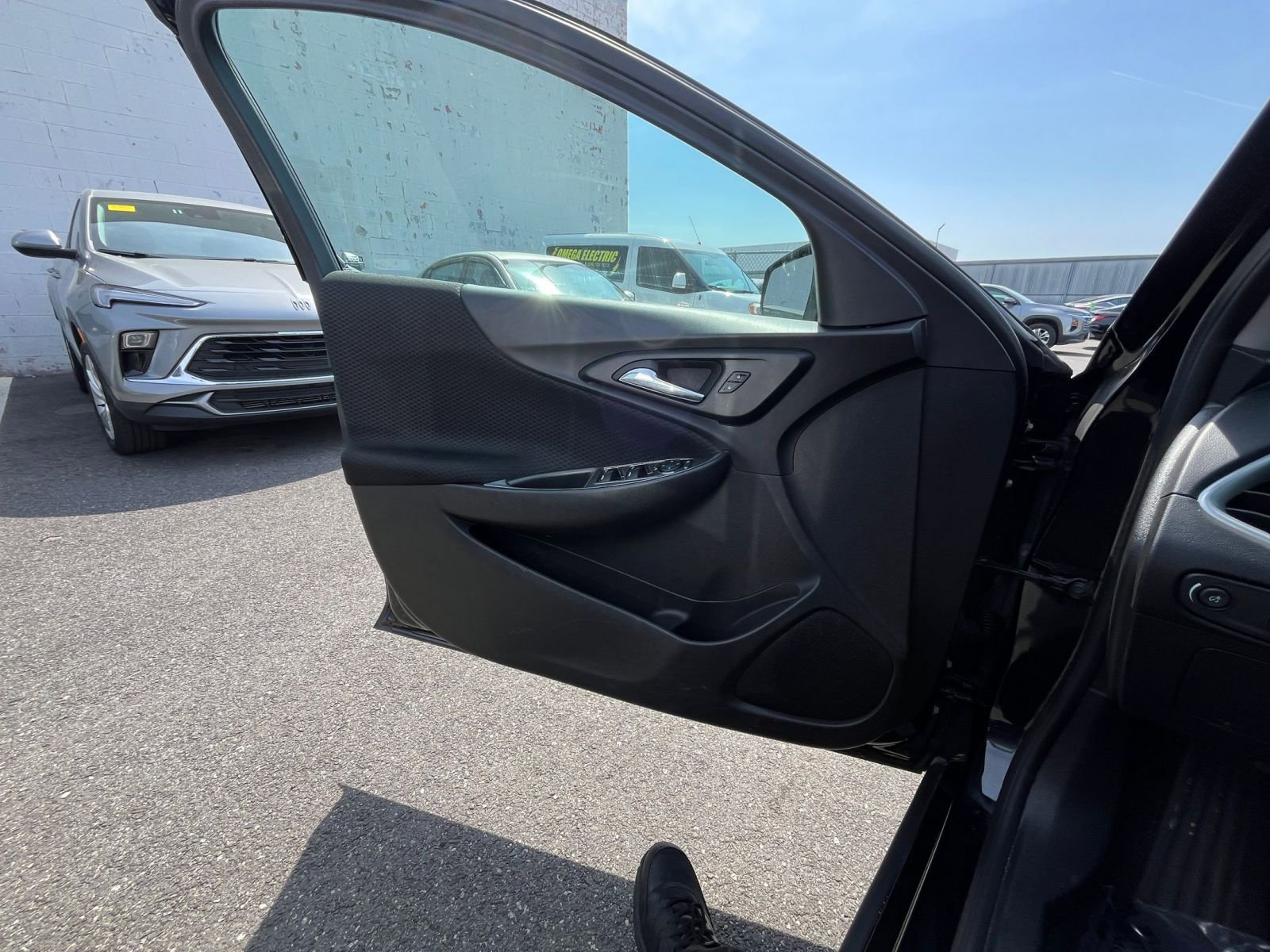 Used 2024 Chevrolet Malibu LT image 18