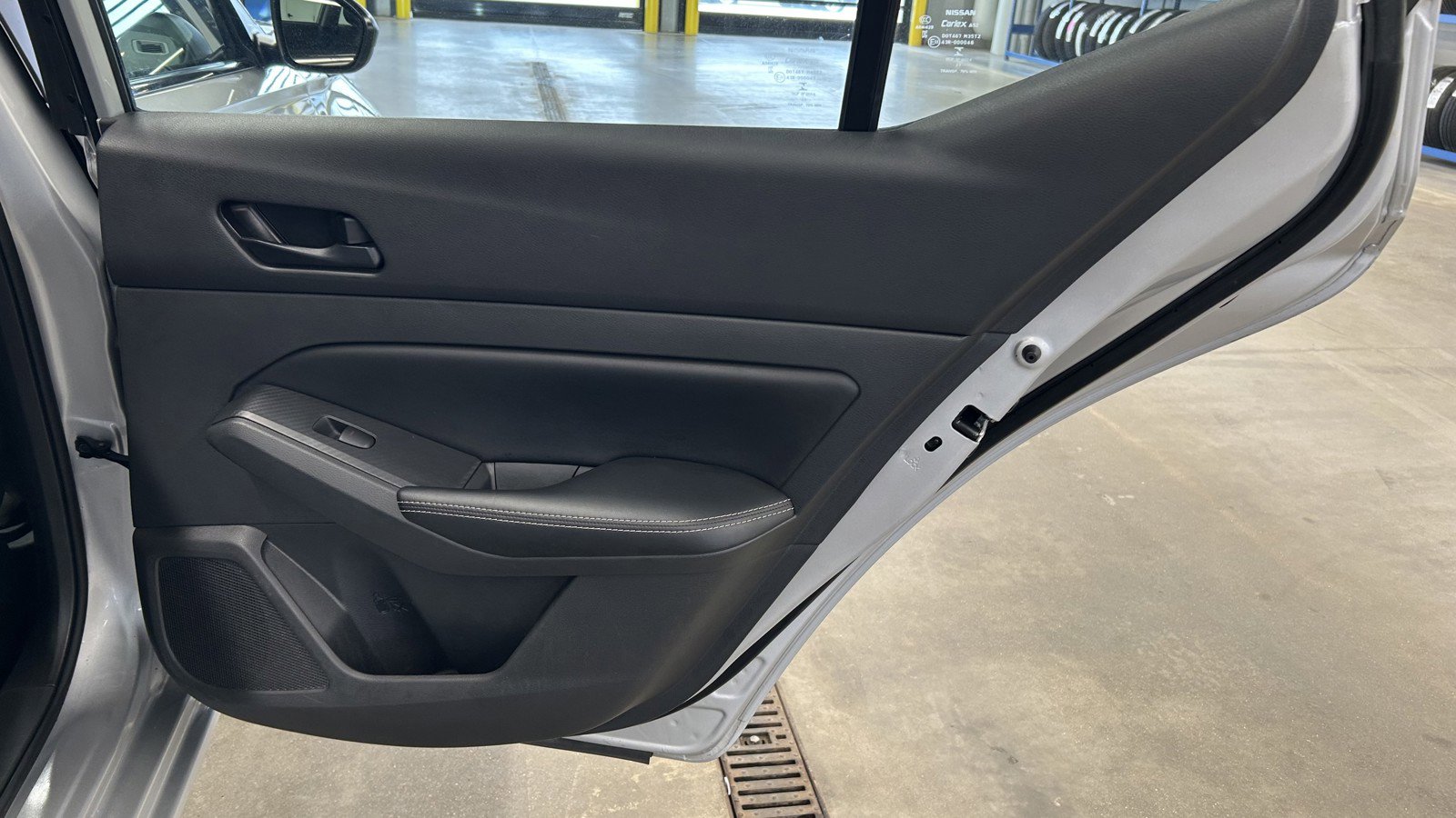 Used 2024 Nissan Altima 2.5 SV image 16