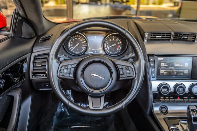 Used 2017 Jaguar F-TYPE Convertible RWD image 34