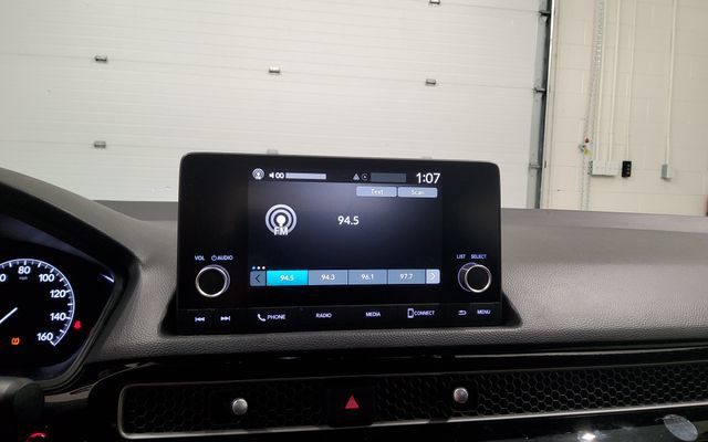 Used 2025 Honda Civic Sport image 25