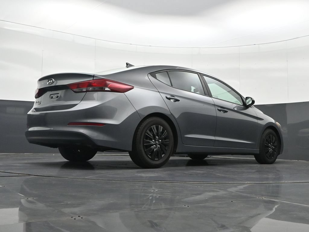 Used 2017 Hyundai Elantra SE FWD image 33