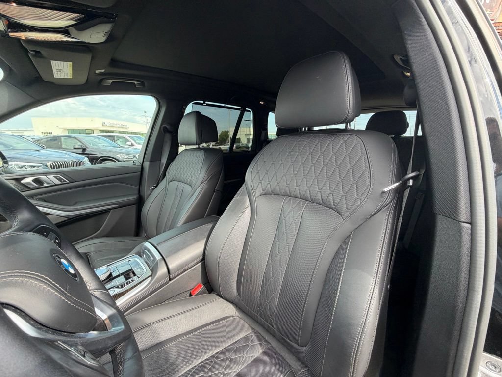 Certified 2023 BMW X5 sDrive40i w/ Luxury Seating Package RWD image 9